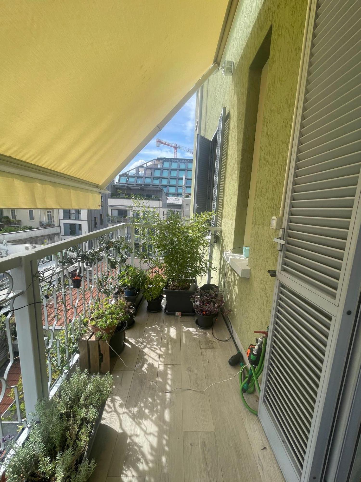 Milano Isola - Bright 2-Room Apartment With Balcony المظهر الخارجي الصورة