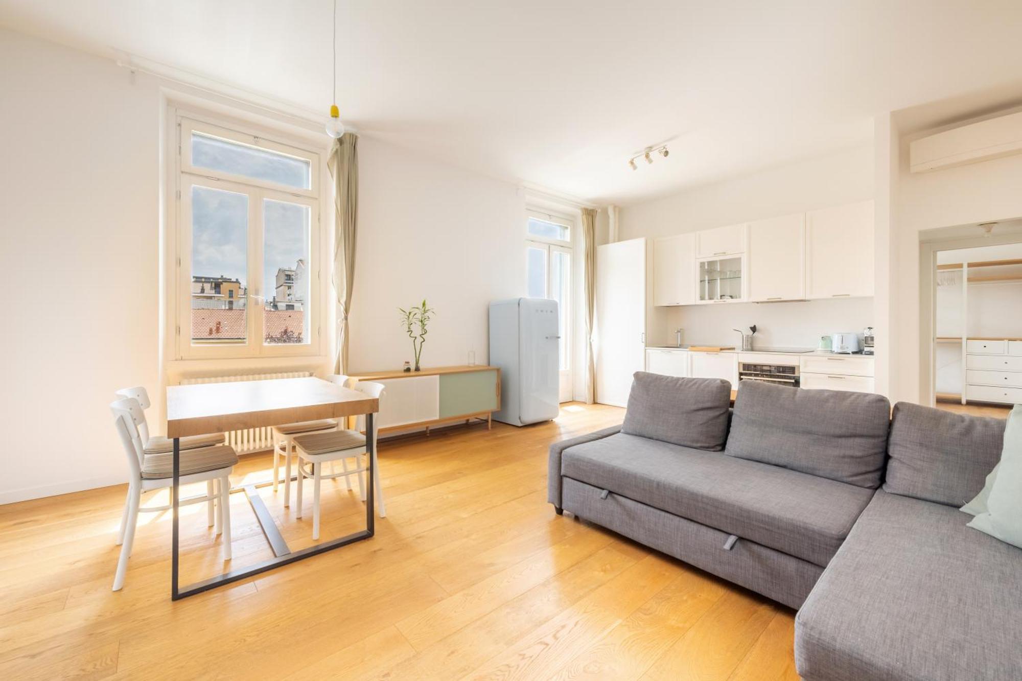 Milano Isola - Bright 2-Room Apartment With Balcony المظهر الخارجي الصورة